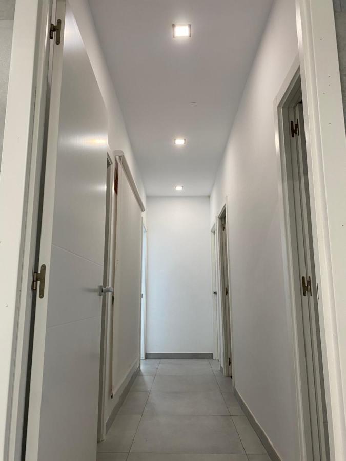 Hostel Ramon Lujan 91 مدريد المظهر الخارجي الصورة