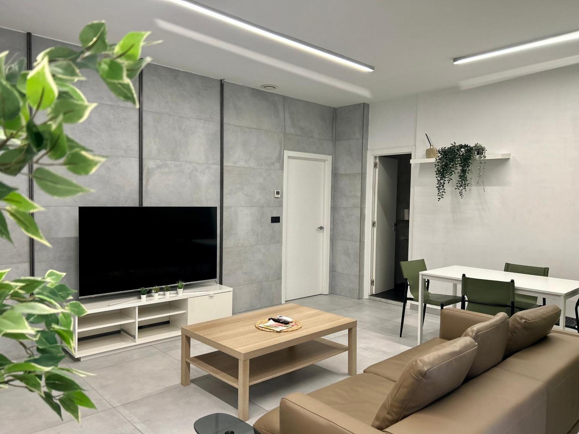 Hostel Ramon Lujan 91 مدريد المظهر الخارجي الصورة