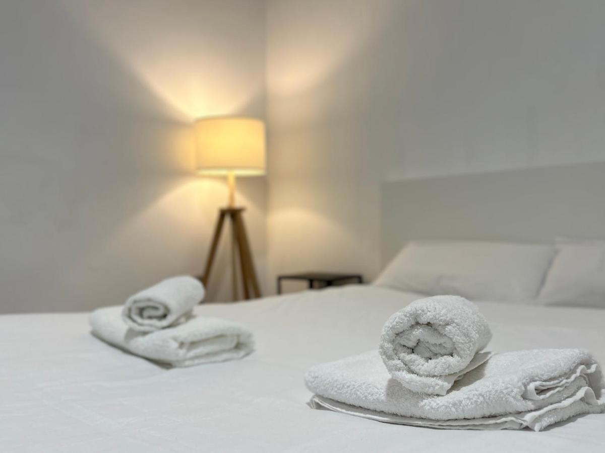 Hostel Ramon Lujan 91 مدريد المظهر الخارجي الصورة